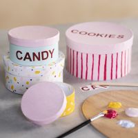 Cake tins made from boxes